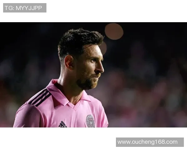 足球二号传奇球星是谁 他对足坛的影响与历史地位解析